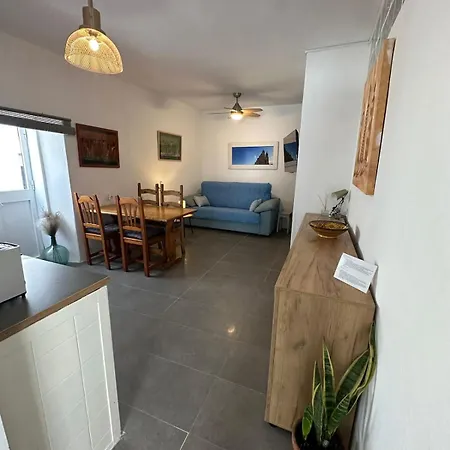 In Old Town With Roof Terrace And Fibre, タリファ